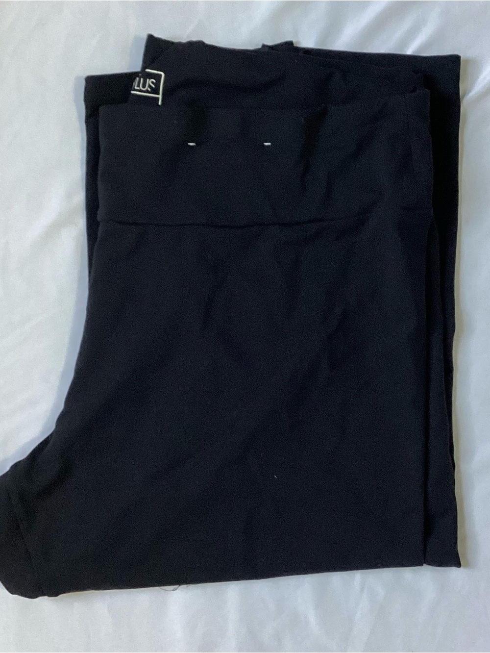 Stylus Ladies Black Nylon Blend Pull on Capri Pants Size 2X